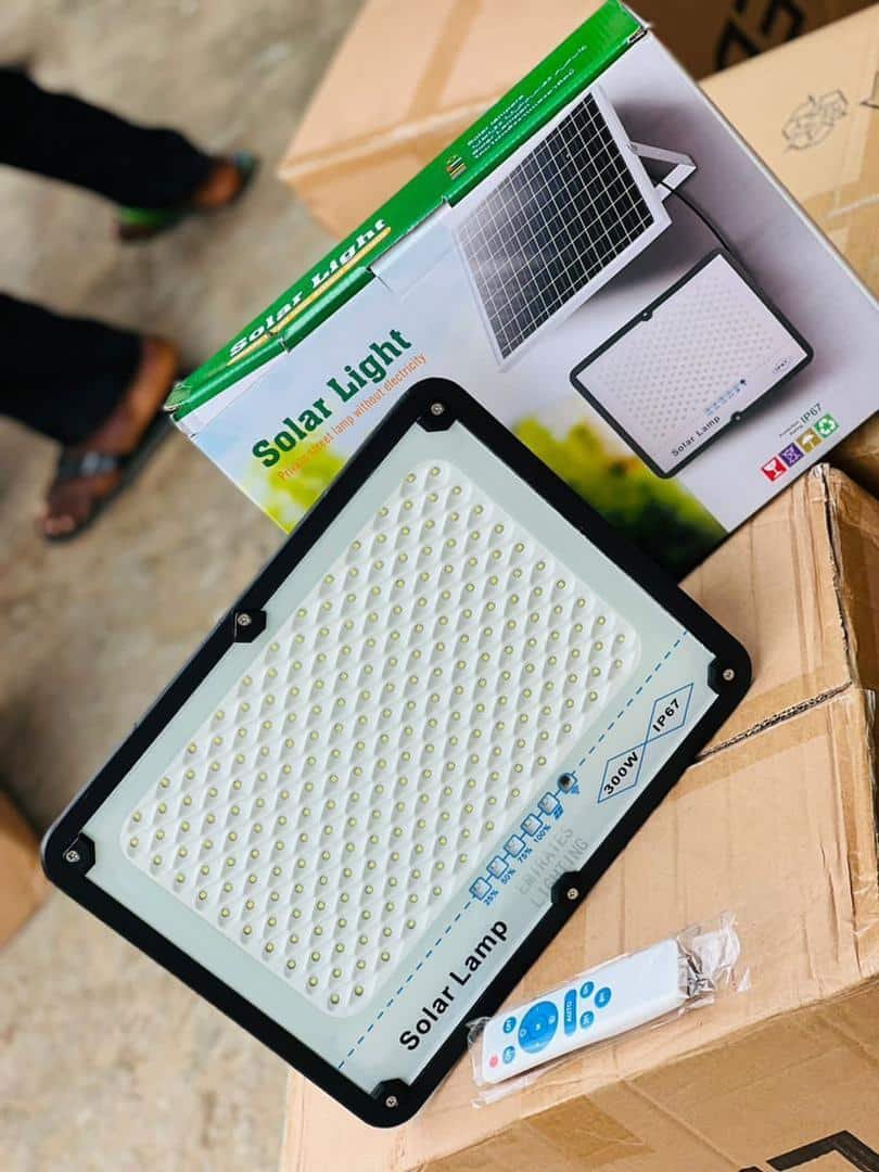 SOLAR FLOODING LIGHT