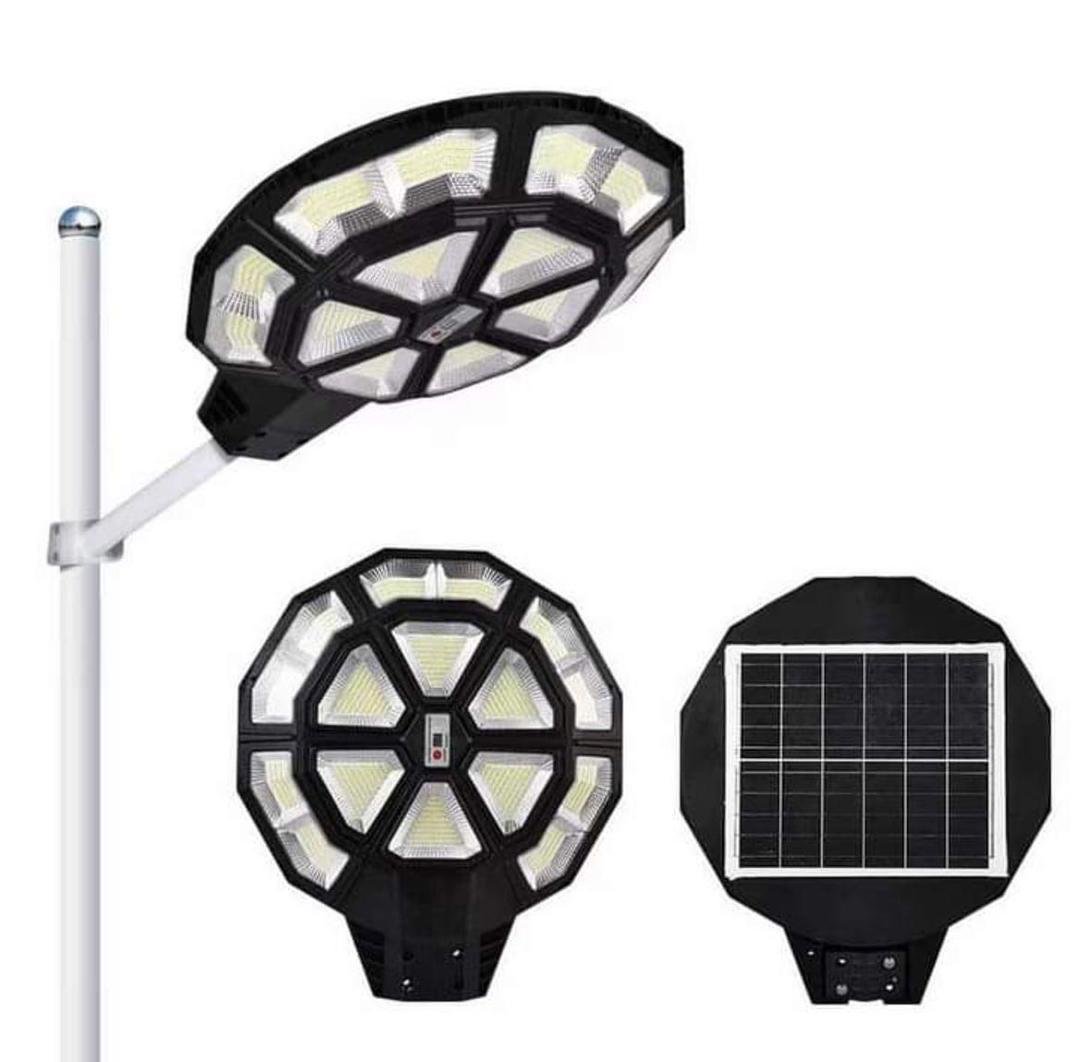 Solar street light