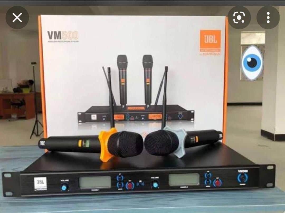 JBL Vm500 UHF Wireless Microphone