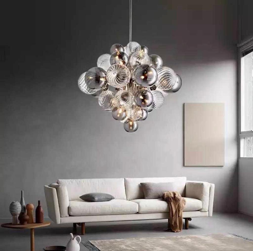 Nordic Creative Pendant Lamps Spherical Magic Bean Molecule Bedroom Restaurant Exhibition Hall Light Luxury Personality Glass Bubble Ball Iron Chandelier